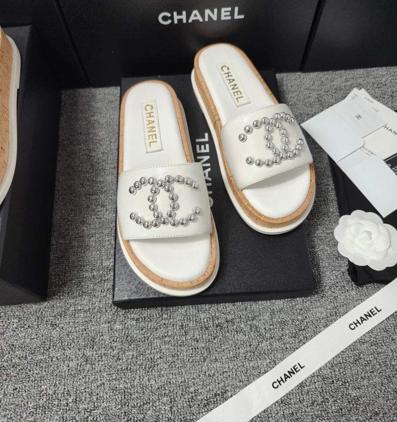 Ch*el slippers